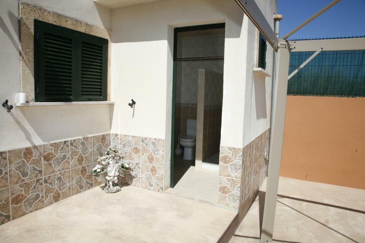 Lola Villa Sa Rapita Bagian luar foto